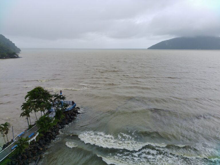 Alerta de tempestade para quarta-feira prevê chuva forte, granizo e ventos de até 60 km/h em Ubatuba