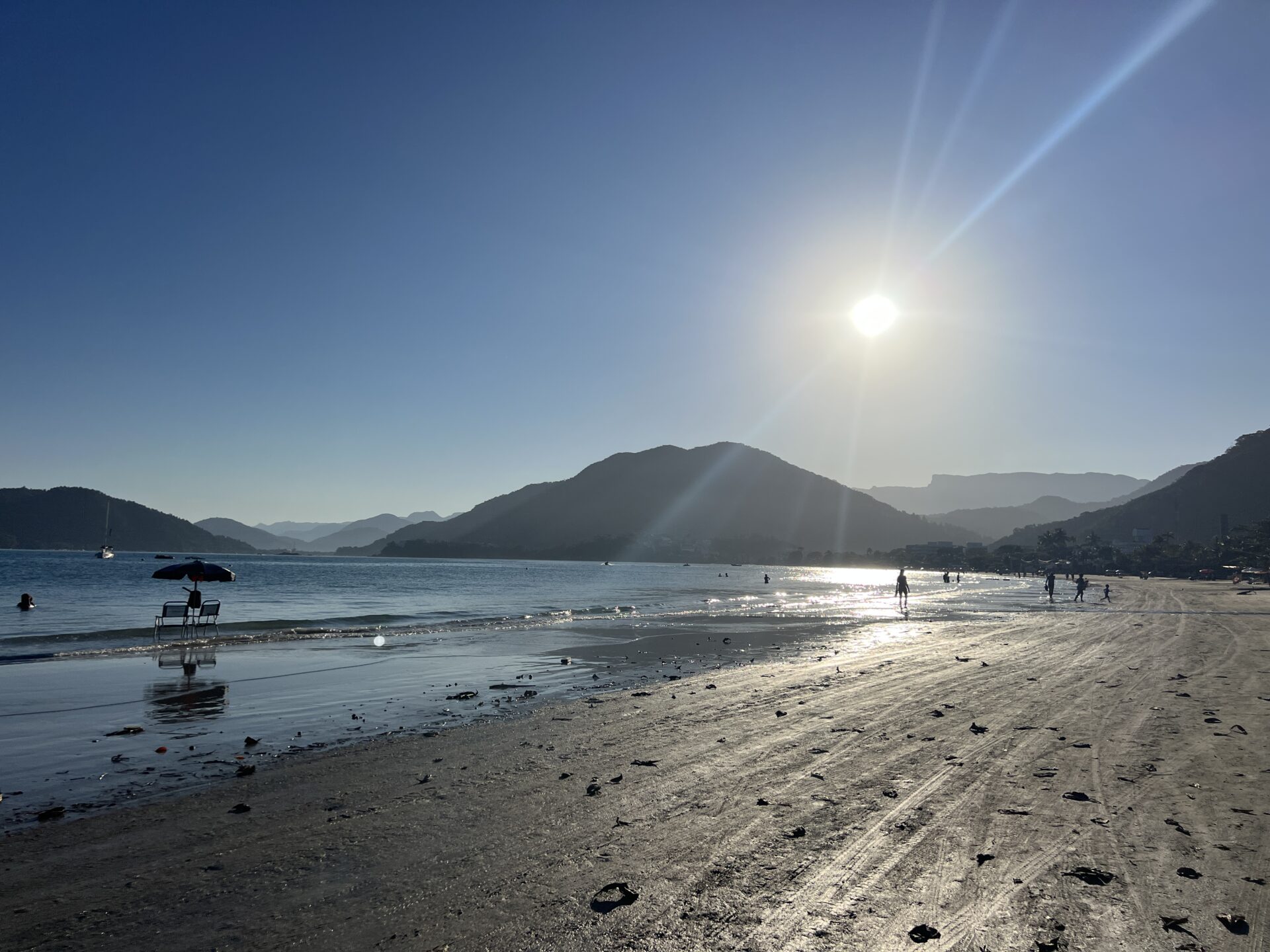 SOL UBATUBA ENSEADA - FRANCISCO TREVISAN
