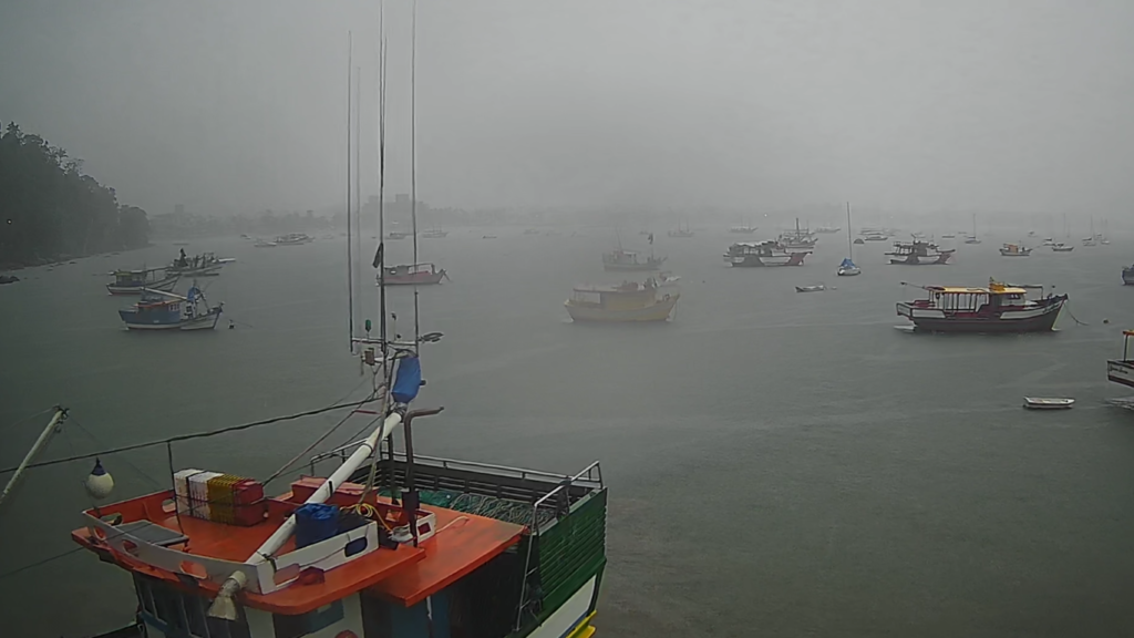 tempo ruim ubatuba