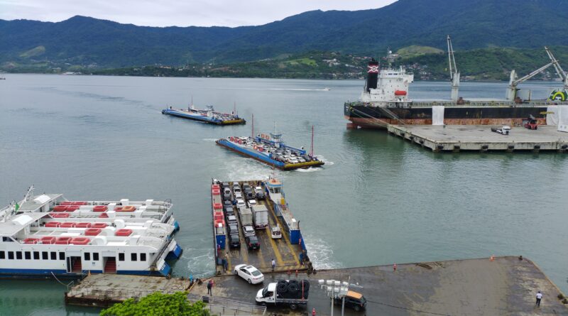 Balsa Ilhabela - Francisco Trevisan